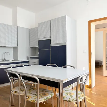 Se224 - Senigallia, Ampio E Luminoso Con Giardino