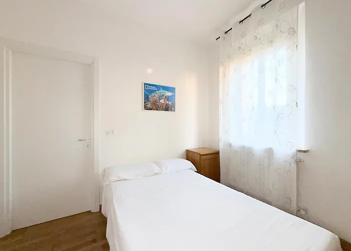 Se224 - Senigallia, Ampio E Luminoso Con Giardino * Senigallia