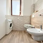 Se224 - Senigallia, Ampio E Luminoso Con Giardino Senigallia