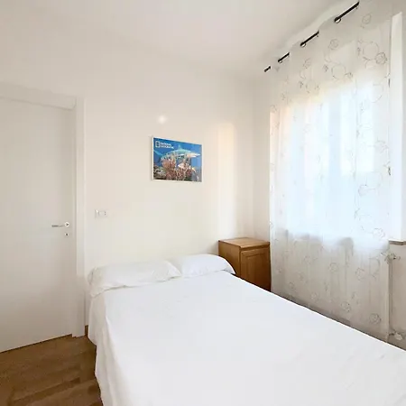 Se224 - Senigallia, Ampio E Luminoso Con Giardino * Senigallia