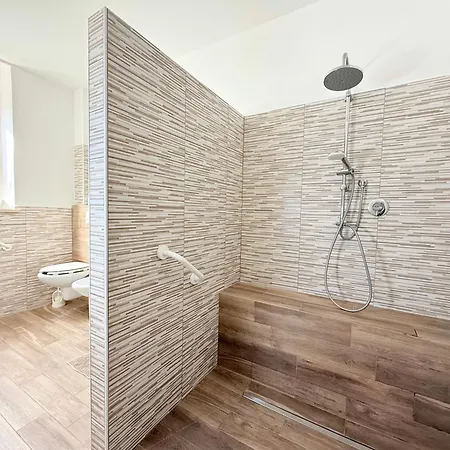 Se224 - Senigallia, Ampio E Luminoso Con Giardino Daire *