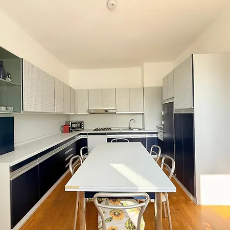 Se224 - Senigallia, Ampio E Luminoso Con Giardino