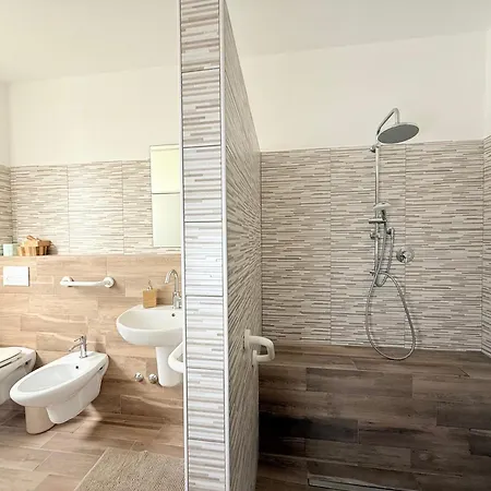 Se224 - Senigallia, Ampio E Luminoso Con Giardino Daire Senigallia