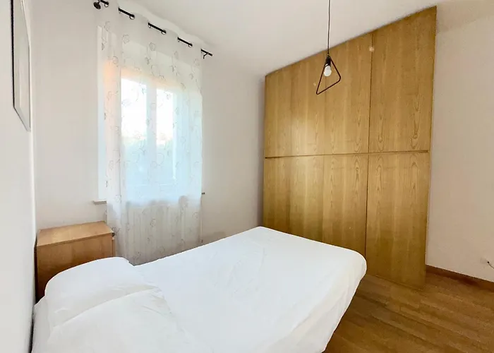 Se224 - Senigallia, Ampio E Luminoso Con Giardino Senigallia